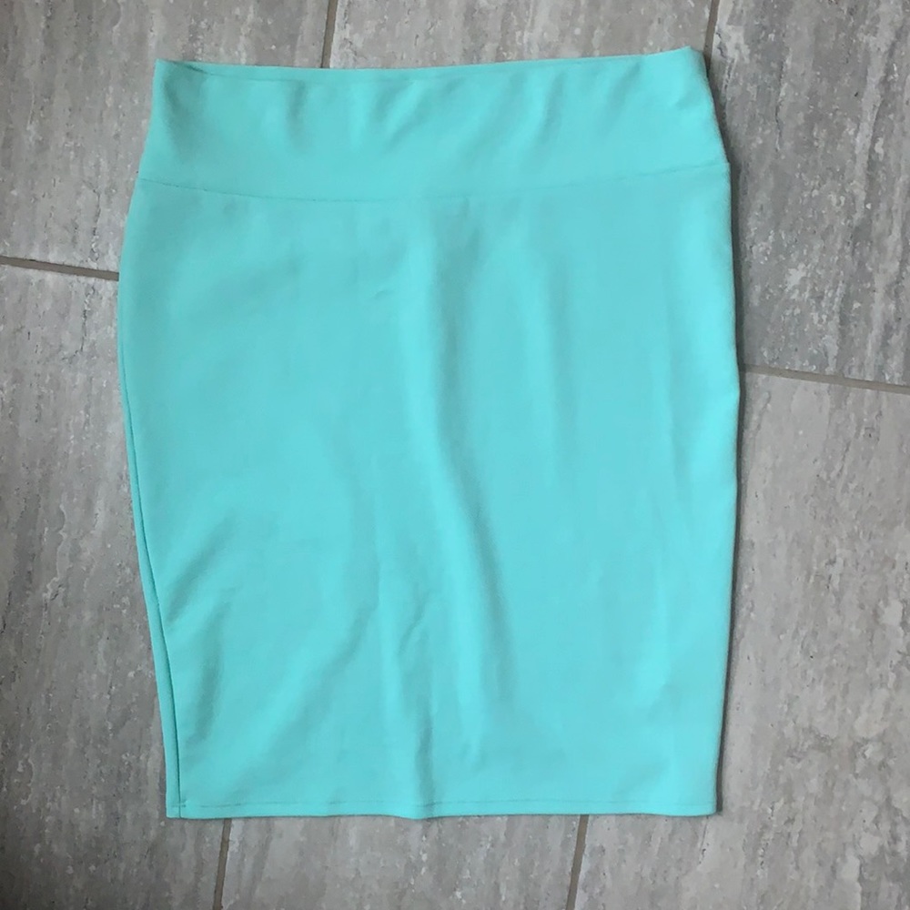 Lularoe Cassie skirt
